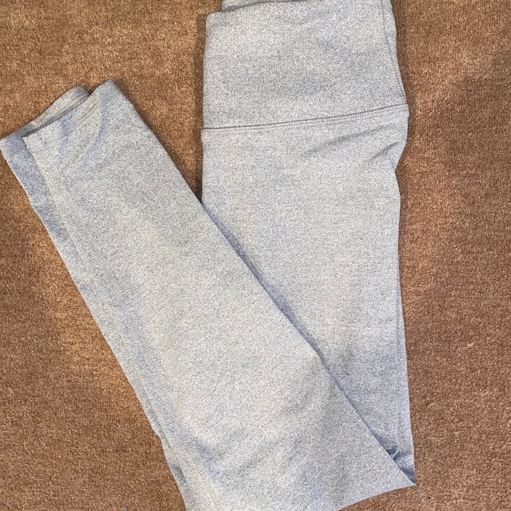 Athletic leggings
